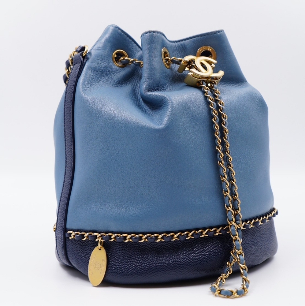 ❌️❌️SOLD ❌️❌️AT38❤️Chanel CC Lovely Chain Bucket Bag - Picture 7 of 16